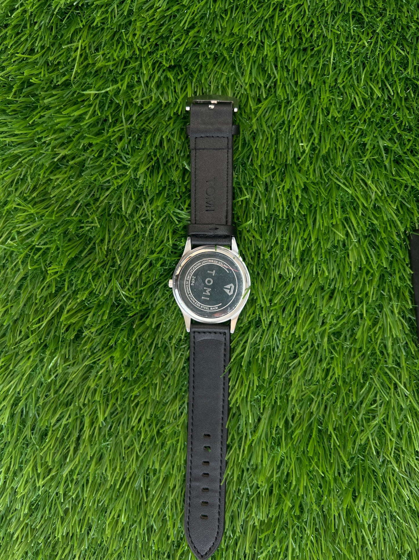 TOMI Classic Leather Watch – Black & Silver Variants
