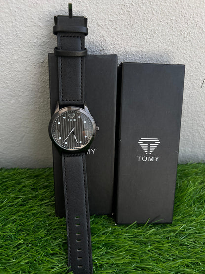 TOMI Classic Leather Watch – Black & Silver Variants